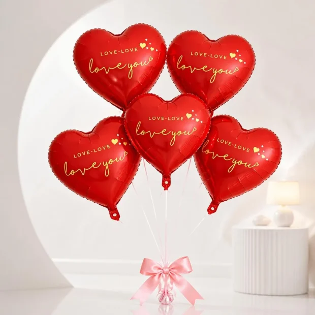 בלון לב אדום רומנטי LOVE